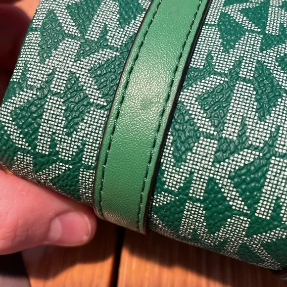 NWT Michael Kors Green Micro Duffle KeyFob - Picture 2 of 16